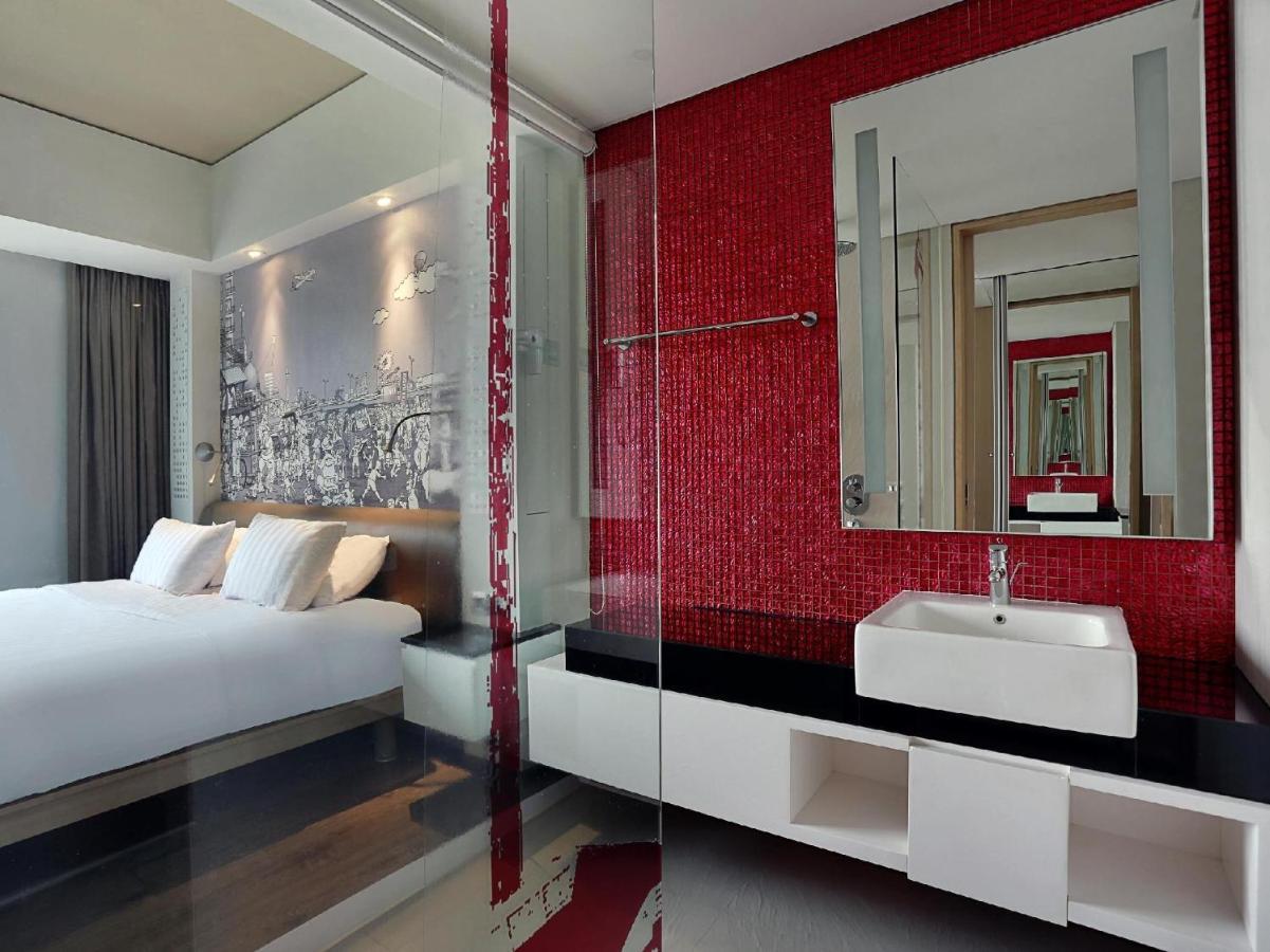 Mercure Jakarta Simatupang Exterior foto